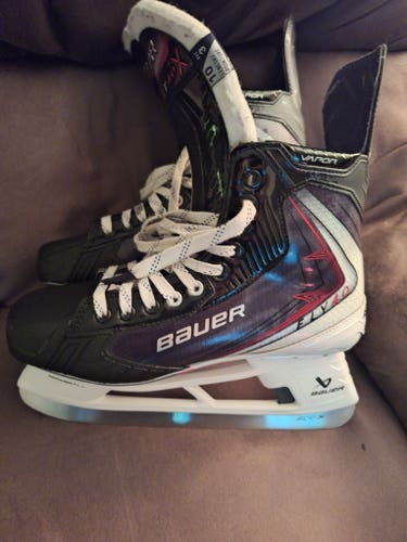 Bauer Vapor Fly40 Hockey Skates 10 (Used)