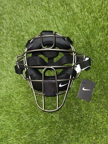 New Nike Titanium Catcher Mask Black