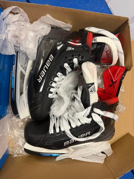 *BRAND NEW PROSHOP SALE* Bauer Vapor X5 Pro Hockey Skates 6.5 (New) FIT 2