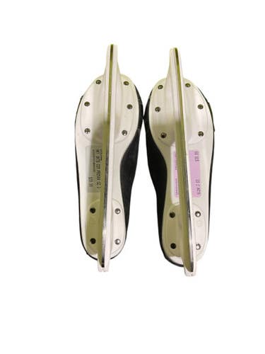 Used CCM PRO 500 Junior Hockey Skate Junior 03 11847-S000033664