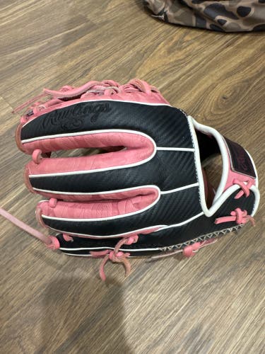 Rawlings Heart of the Hide RH Baseball Glove 11.5" (Used)