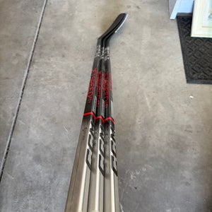 Senior CCM JetSpeed Team Right Handed Hockey Stick P29 85 Flex (New)
