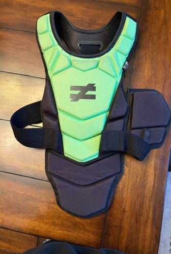 Small Adult Unequal Lacrosse CC Chest Protector (Used)