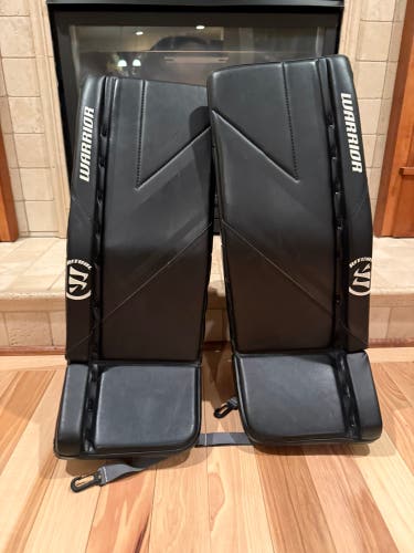 26" Warrior Ritual R/G6 Goalie Leg Pads (Used)
