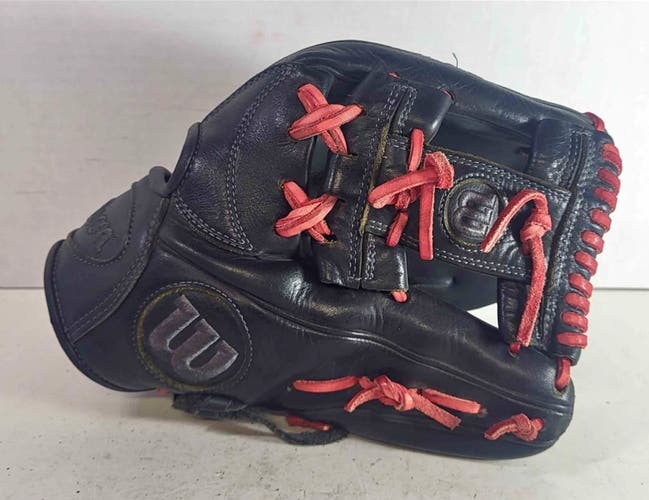 Wilson A1k RH Outfield Baseball Glove 11.75" (Used)