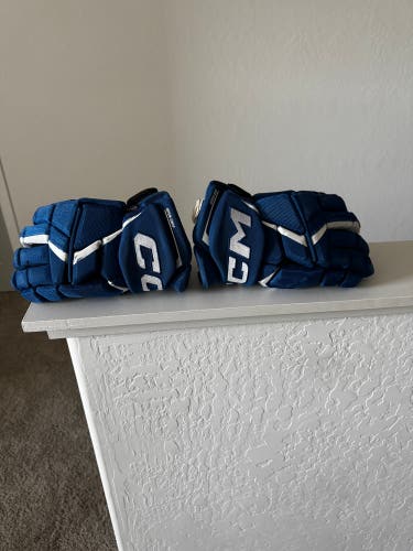 CCM JetSpeed FT6 Gloves 14" (Used)