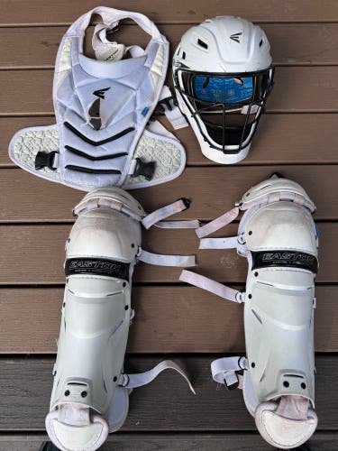 Youth Easton Jen schro Catcher's Combo (Used)