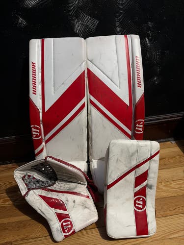 28" Warrior Ritual G6 E+ / G5 Regular Goalie Full Set (Used)