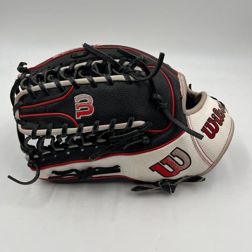 Wilson A2000 SCOT7 12.75 Lefty Outfield Baseball Glove