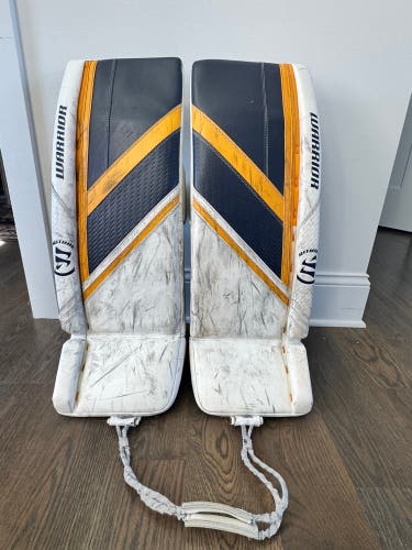 32" Warrior Ritual G6 E+ Goalie Leg Pads (Used)