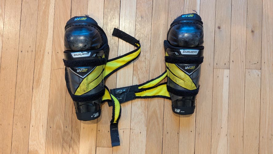 Bauer Supreme Ultrasonic 9" Shin Pads