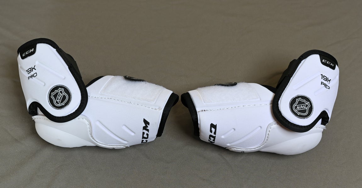 Senior Large CCM 19K Elbow Pads Pro Stock (New)