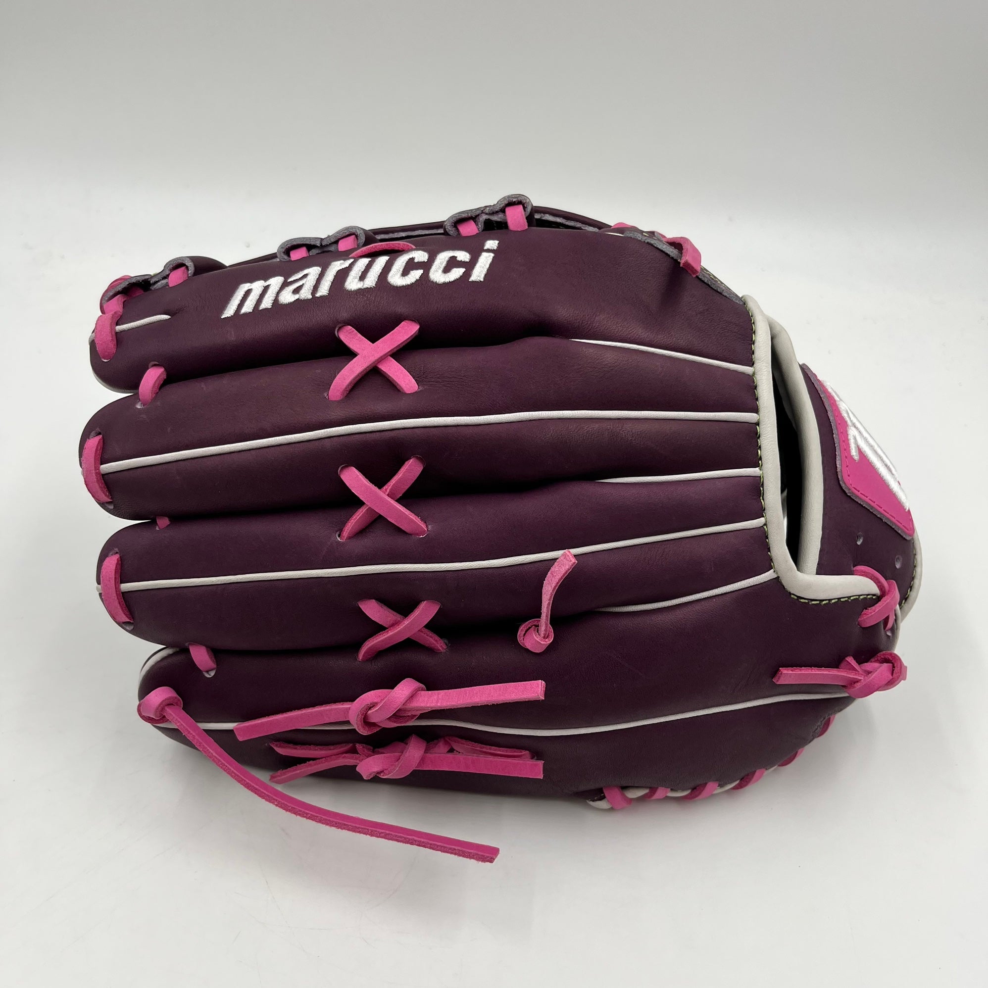 Used & Clearance Marucci Cypress Gloves at SidelineSwap
