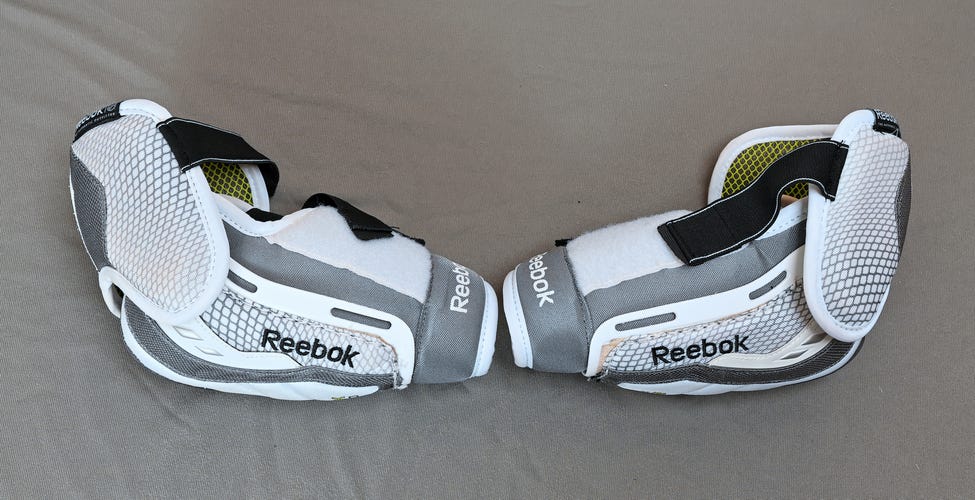 Senior Small Reebok 20K Pro Elbow Pads Pro Stock (Used)