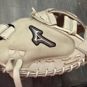 Mizuno MVP Prime SE RH Softball Catchers Mitt 34" (Used/like new