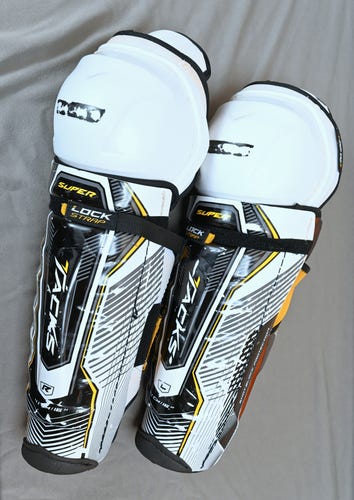Senior CCM Super Tacks 16" Shin Pads (Used)