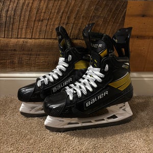 Bauer Supreme Ultrasonic Hockey Skates Regular Width Size 6.5 (Used)