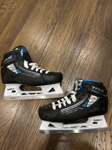 Like New 2024 True Catalyst 5x4 Hockey Goalie Skates Wide Width 8.5 (Used)