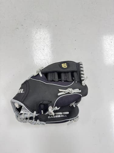 Used Wilson A200 BB/SB Glove RH Throw Black 10 1/2" 11860-S000306274