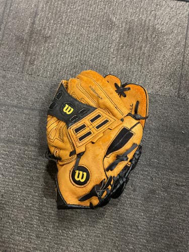 Used Wilson EZCATCH 425 BB/SB Glove RH Throw Brown 10 1/2" 11614-S000233517