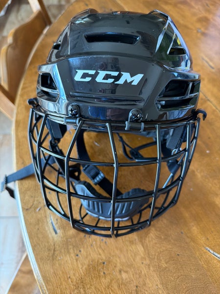 Medium CCM Tacks 310 Helmet (Used)