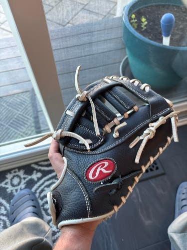 Rawlings RH Infield Baseball Glove 12" (Used)