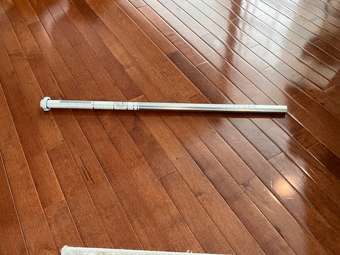 Maverik Optic Alloy Shaft (used) SEND OFFERS. WILLING TO NEGOTIATE.