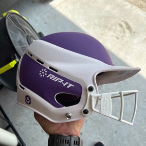 Small / Medium Rip It Vision Classic Batting Helmet (Used)