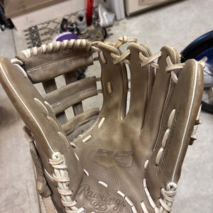 Rawlings R9 RH Outfield Baseball Glove 13" (Used)