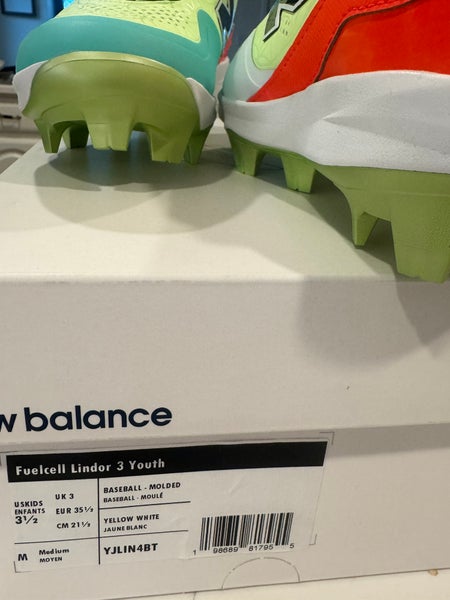 Lindor 3 Youth Baseball Cleats 3.5y