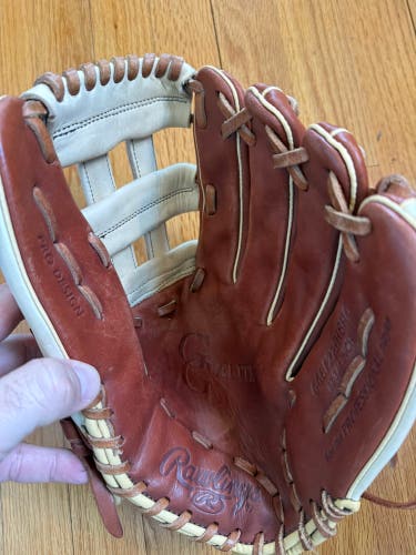 Rawlings Gold Glove Elite Series RH Outfield Baseball Glove 12.75" (Used)