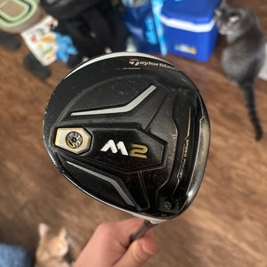 Men's 2016 TaylorMade M2 Right Handed Driver Regular Flex 9.5 Loft (Used)