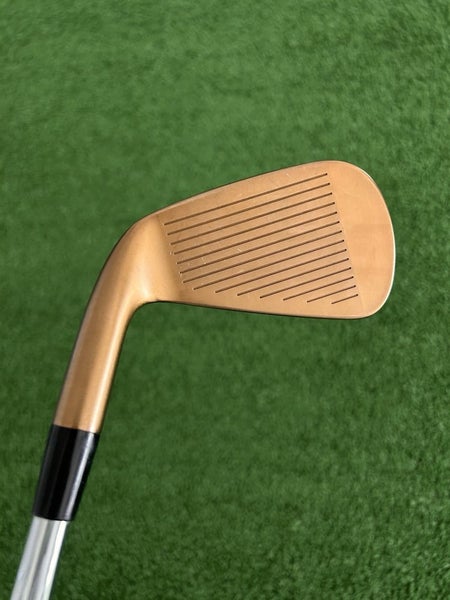 Cobra King Tour Mim Copper Forged Iron Set 4-P / NS Pro Modus Tour