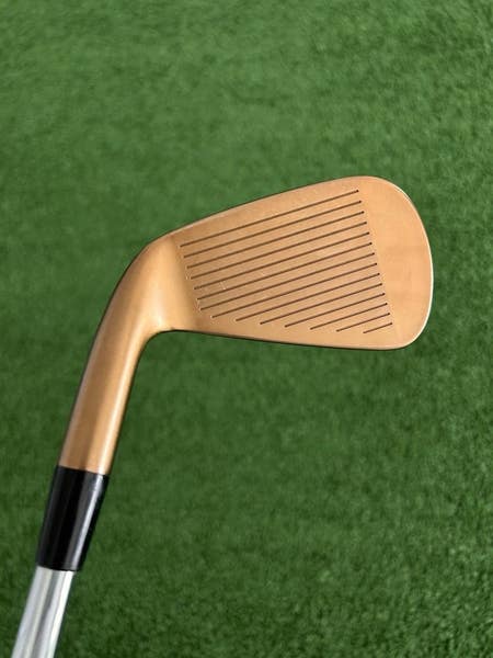 Cobra King Tour Mim Copper Forged Iron Set 4-P / NS Pro Modus Tour