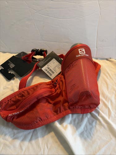 Brand New Salomon Active Belt With Water Bottle