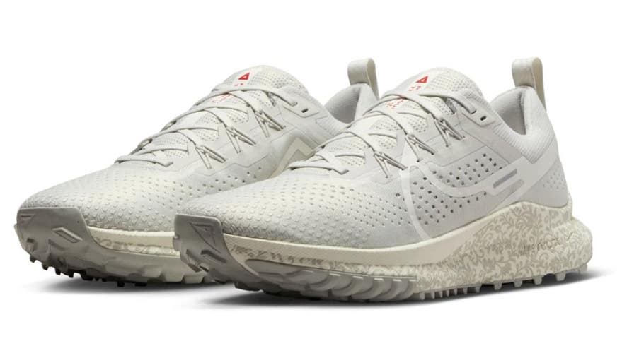 Size 8 - Nike React Pegasus Trail 4 Give Her Flowers FZ3778-072