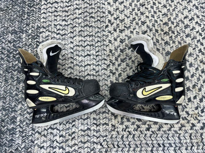 Nike Air Zoom Hockey Skates 7.5 (Used)