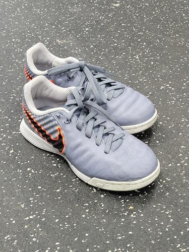 Used Nike Soccer Indoor Shoes Grey Youth 13.0 11849-S000037441