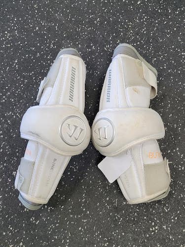 Used Warrior BURN Lacrosse Arm Pads/Guards White MD 11849-S000037745