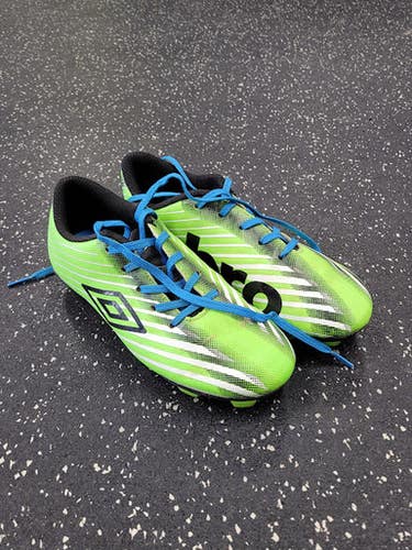 Used Umbro Soccer Cleats Kelly green Junior 02 11849-S000038035