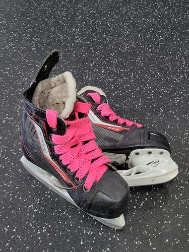 Used CCM JETSPEED 250 Youth Hockey Skate Youth 11.0 11849-S000038049