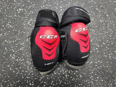 Used CCM QLT Youth Elbow Pads MD 11849-S000038172