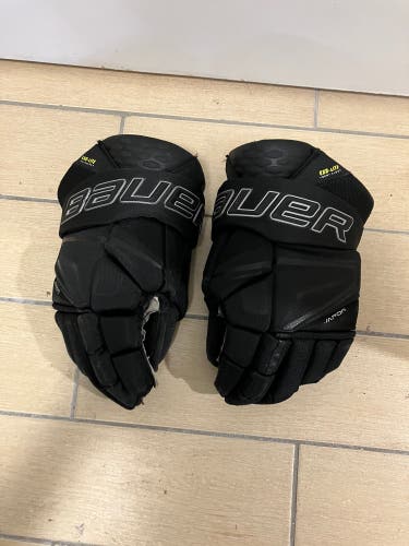 Bauer Vapor Hyperlite Gloves 14" (Used)