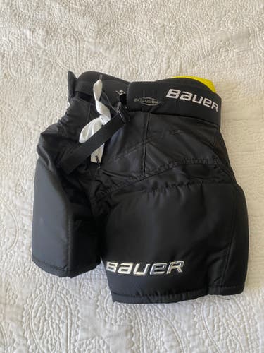 Youth Small Bauer Supreme 2S Pro Hockey Pants (New)