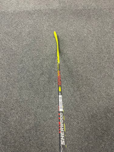 Junior Sher-Wood Rekker Legend 2 Right Handed Hockey Stick PP92 45 Flex (New)