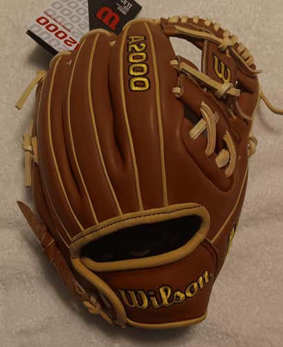 2025 Wilson RH Infield A2000 DP15 Baseball Glove 11.5" (New)