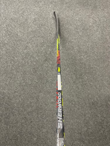 Sher-Wood Rekker Legend 2 Intermediate Right Handed Hockey Stick PP90MX 50 Flex (New)