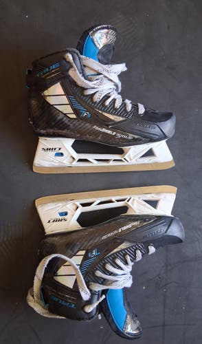 True TF9 Hockey Goalie Skates WIDE Width Size 6.5 (Used)