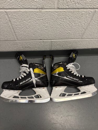Skates Bauer Supreme Ultrasonic  8 Fit 3(Used)( New Blade Holder+extra Steel)
