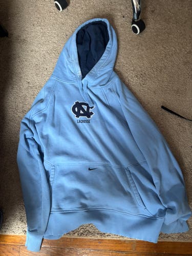 Vintage UNC North Carolina nike lacrosse hoodie